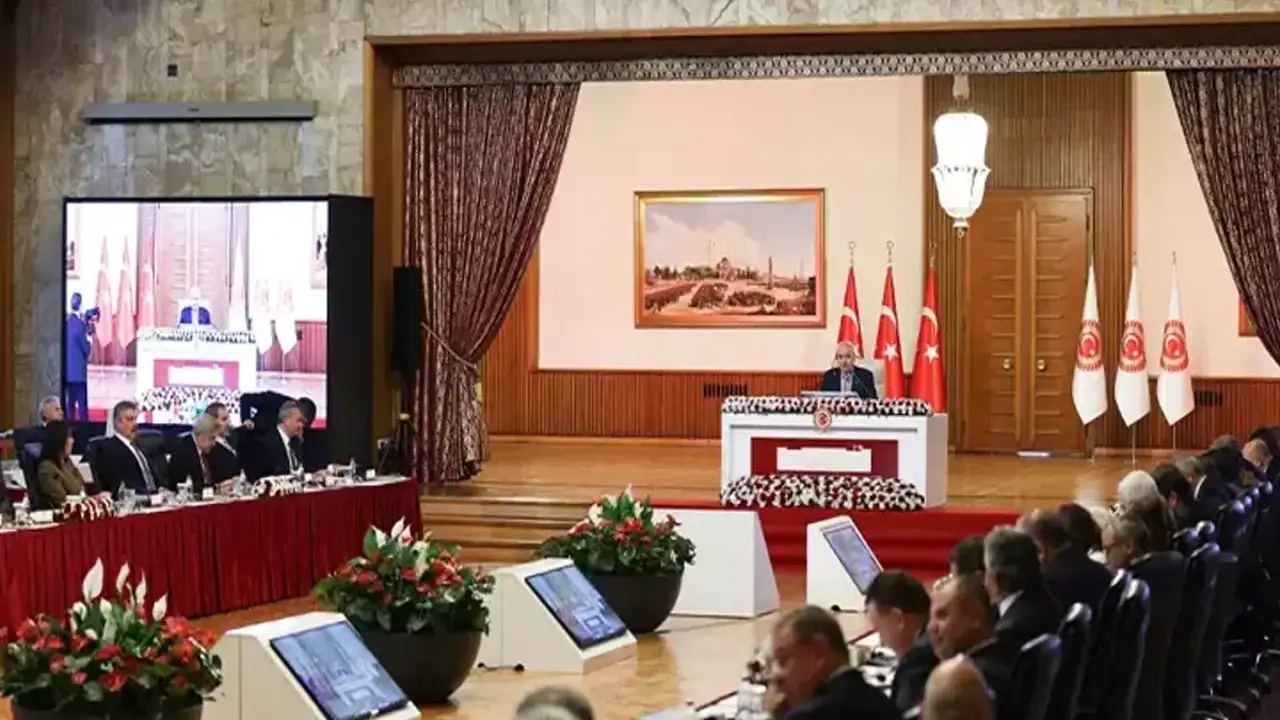 Son tarih 28 Kasım: İmralı’ya kaç üye gidecek?