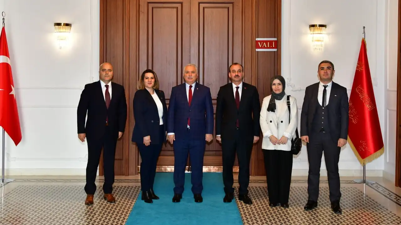 Vali Yıldırım’dan Öğretmenler Günü’nde anlamlı kabul