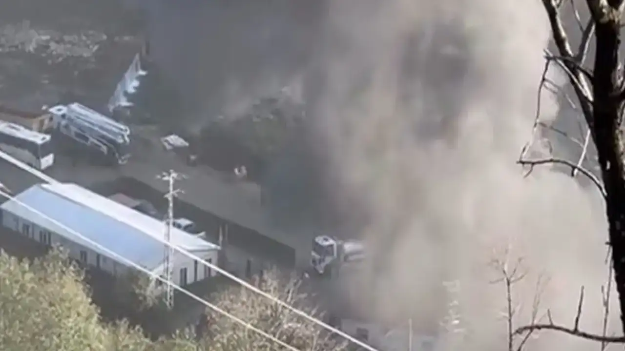 Rize’de şantiye yangını paniğe neden oldu