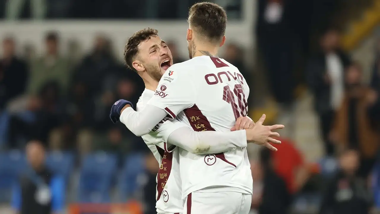 Eleştirilerin hedefindeydi… Yeniden doğuş sinyali verdi