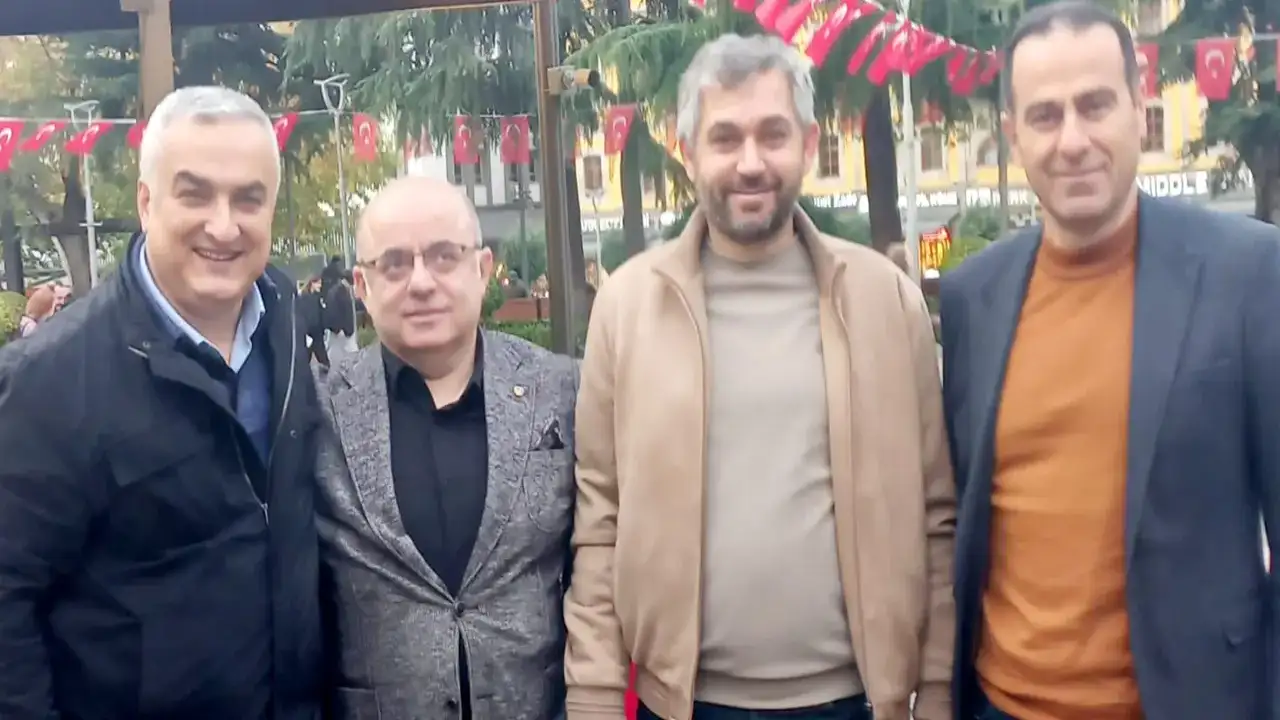 Artvinden Trabzon'a ziyaret : "Trabzon Artvinliler Derneğini takdir ediyoruz"