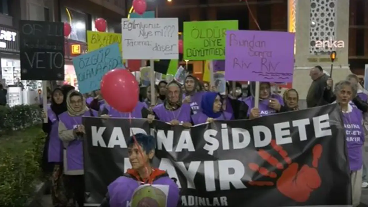 Trabzon Of’ta kadınlardan ‘yeter artık’ yürüyüşü yapıldı