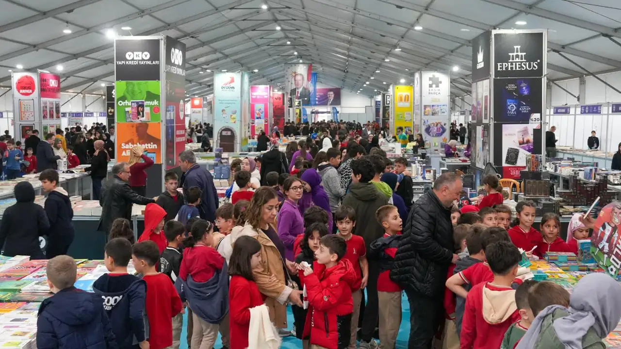 Trabzon Kitap Günleri rekora koşuyor: 5 günde 135 bin ziyaretçi