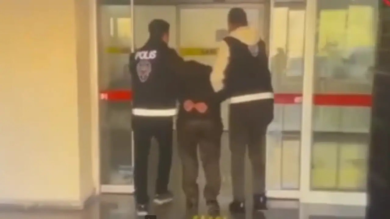 Gümüşhane'de kadın cinayetini esnaf önledi: Saldırgan adliyeye sevk edildi