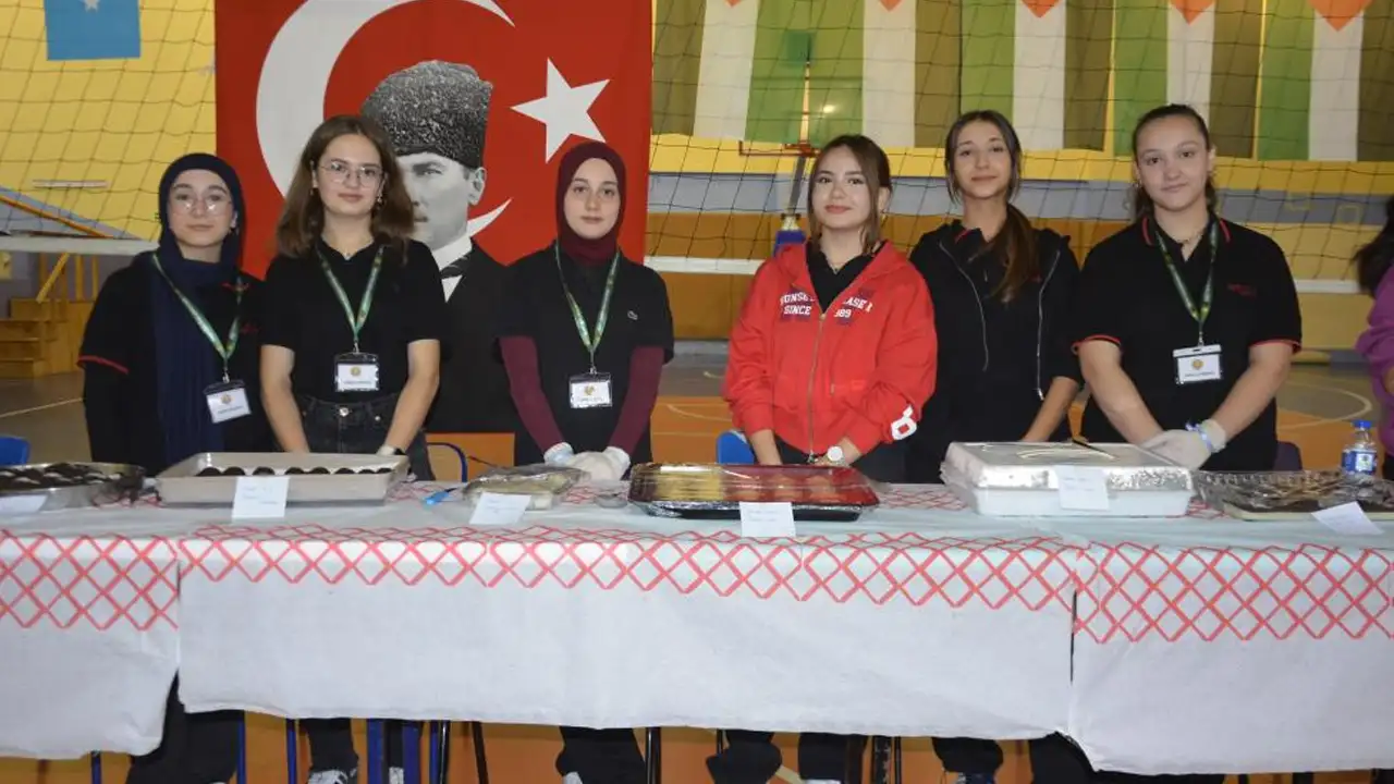 Ordu'da “Gazze’ye Bir Nefes” hayır çarşısı düzenlendi