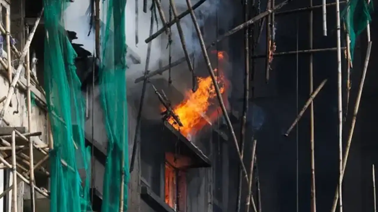 Hong Kong’daki korkunç yangında bilanço ağırlaşıyor: 280 kişi kayıp