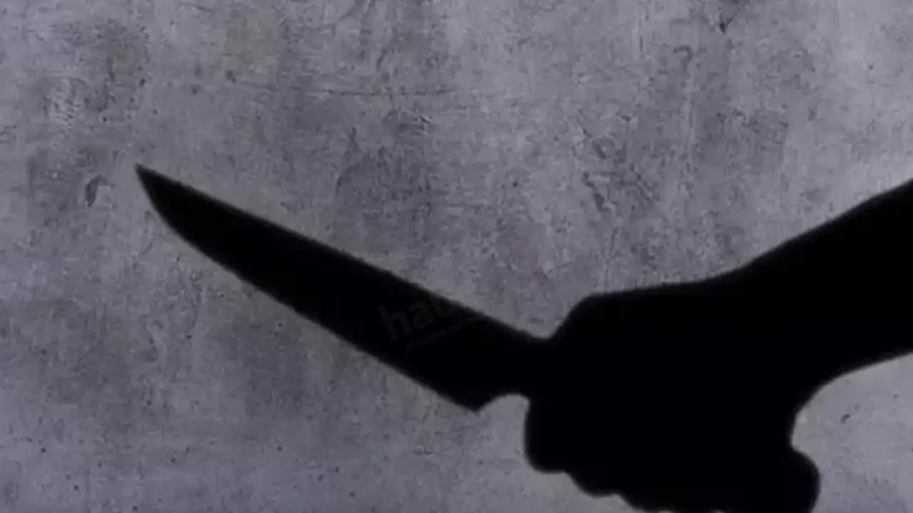 Öğretmen evinin önünde bıçaklandı: 3 şüpheli gözaltında