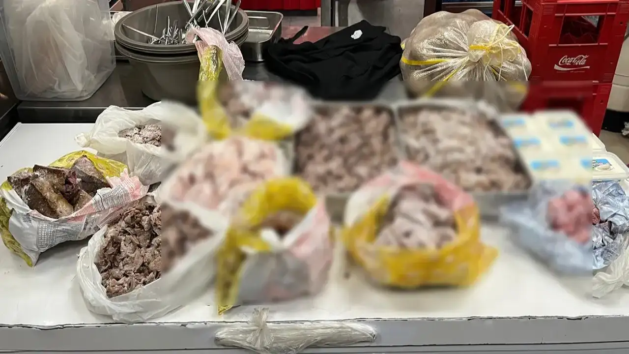 Trabzon’da AVM’lerde gıda denetimi: Mevzuata aykırı işletmelere işlem yapıldı