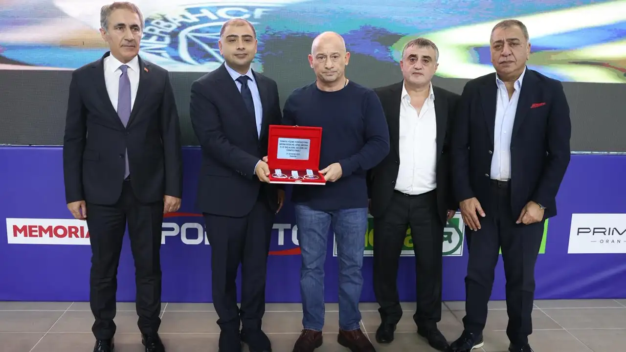 Otel yangınında hayatını kaybeden Vedia Nil Apak’ın adı Trabzon’da yaşatıldı