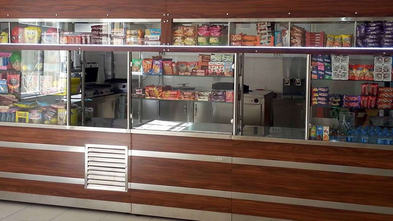 Okul kantininde 30 öğrenci zehirlendi: Kantinci çift gözaltına alındı