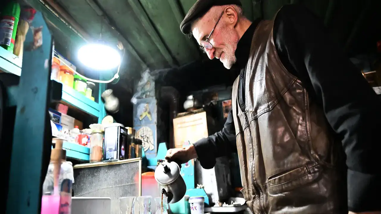 Trabzon’un ‘Bulutlara Komşu’ yaylasında yarım asırlık bakkal nostaljisi