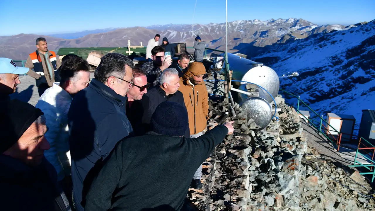Trabzon Valisi Yıldırım Kırklar Mescidi’nde incelemelerde bulundu