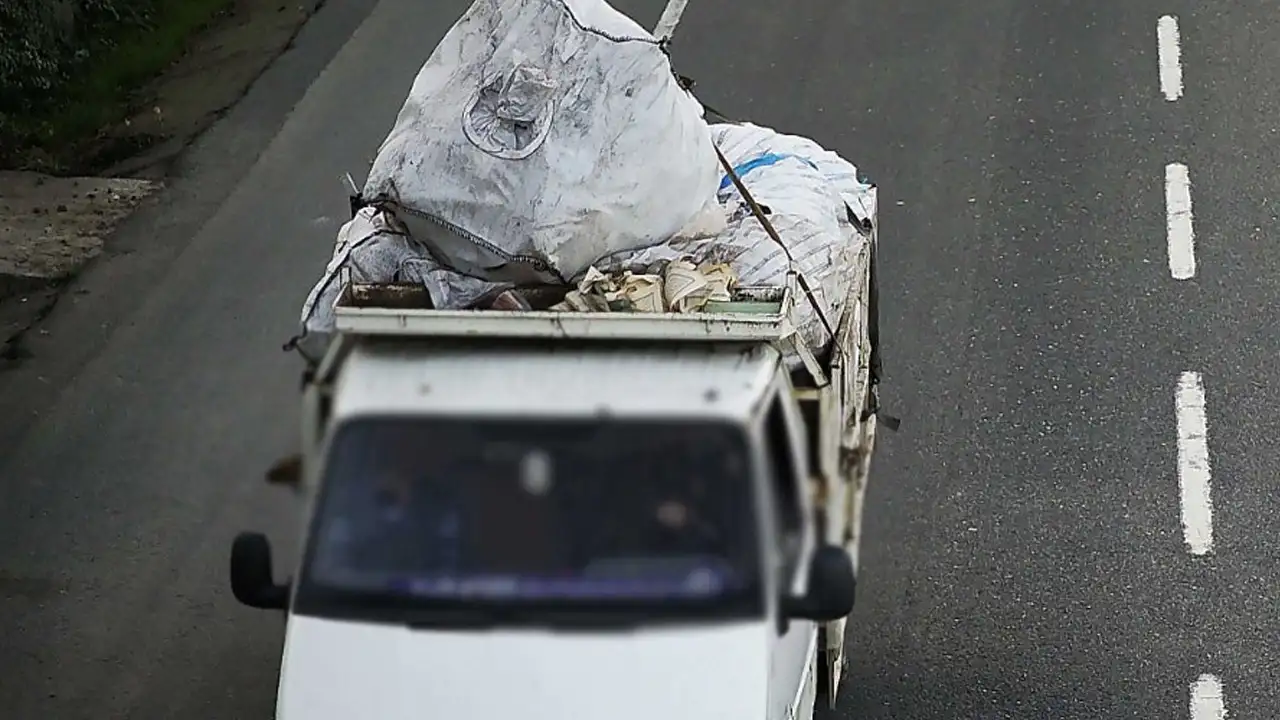 Ordu’da yol kenarına Kur’an-ı Kerim sayfaları savruldu: 2 kişiye adli işlem başlatıldı