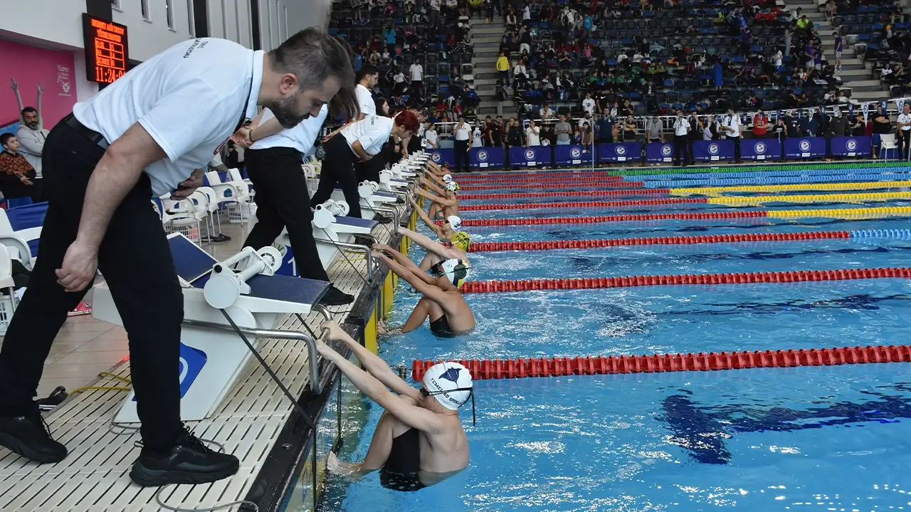 Vedia Nil Apak adına düzenlenen Türkiye Finali Trabzon’da büyük ilgi gördü