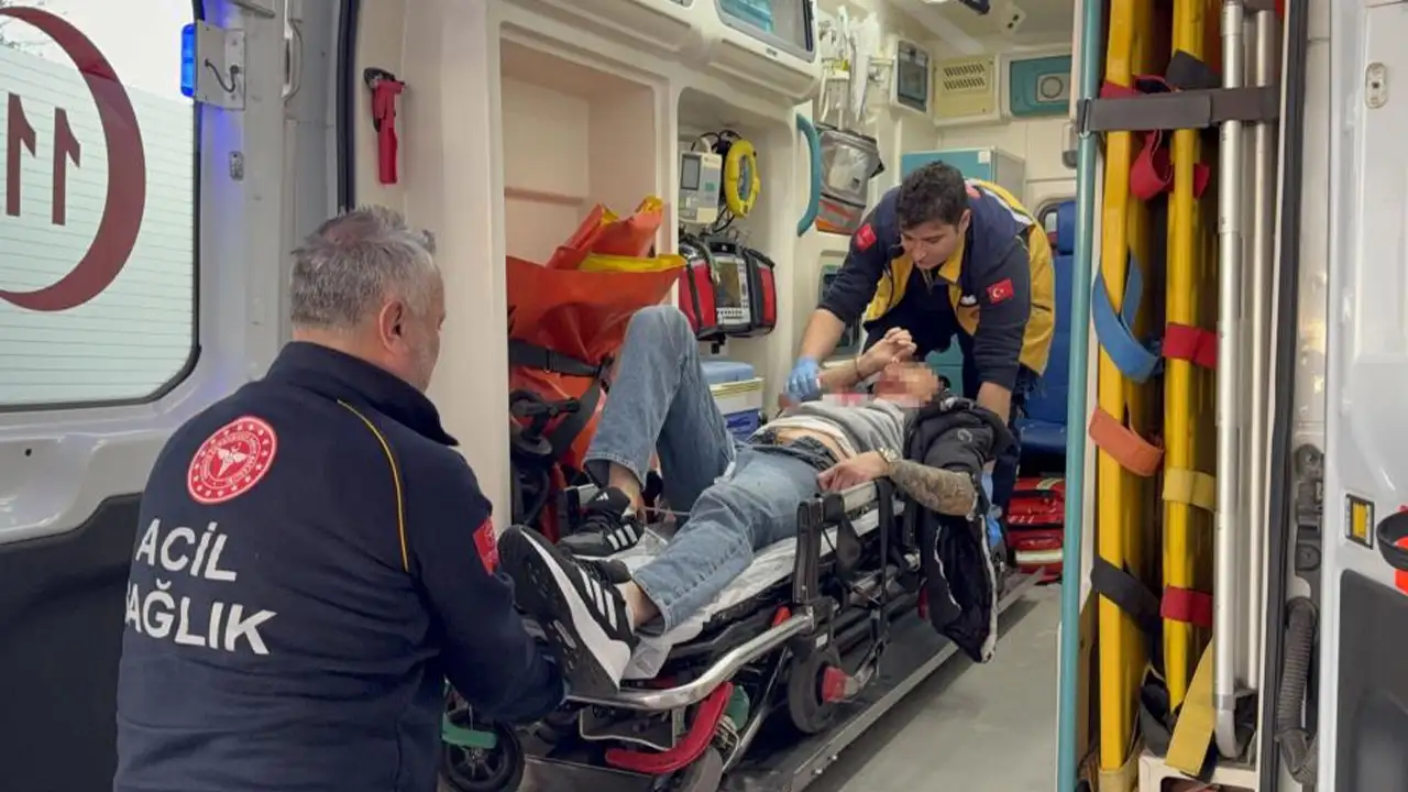 Samsun’da motosiklet başında dehşet: 2 genç yaralı