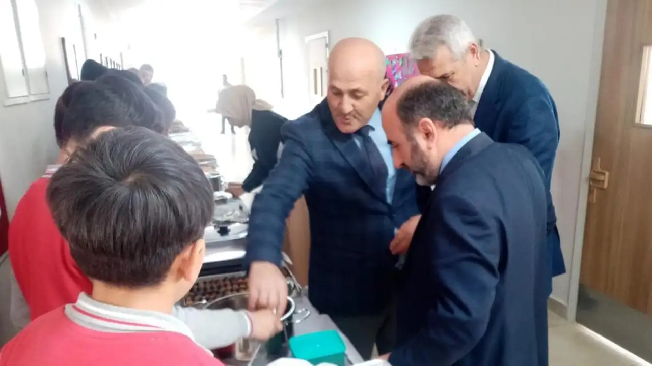 Bayburt mutfağı öğrencilerle buluştu: Kavut çorbası, gıllama köfte ve daha fazlası