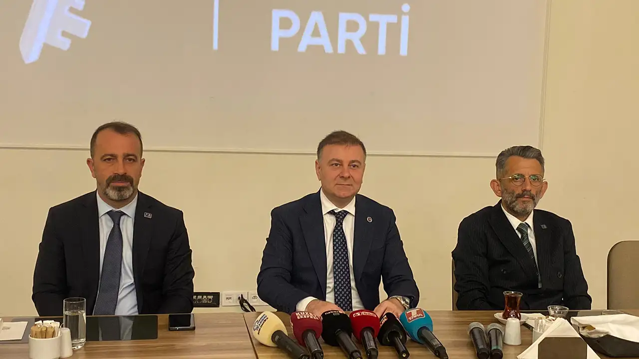 Anahtar Parti’den Trabzon’da büyük buluşma: Yavuz Ağıralioğlu ilk kez 18 ilçeyi ziyaret edecek