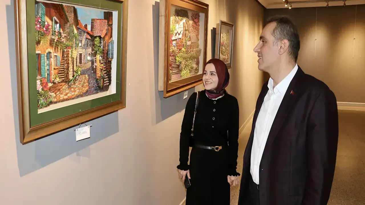 Trabzonlu sanatçı Asiye Satıroğlu’ndan Gazze’ye destek sergisi