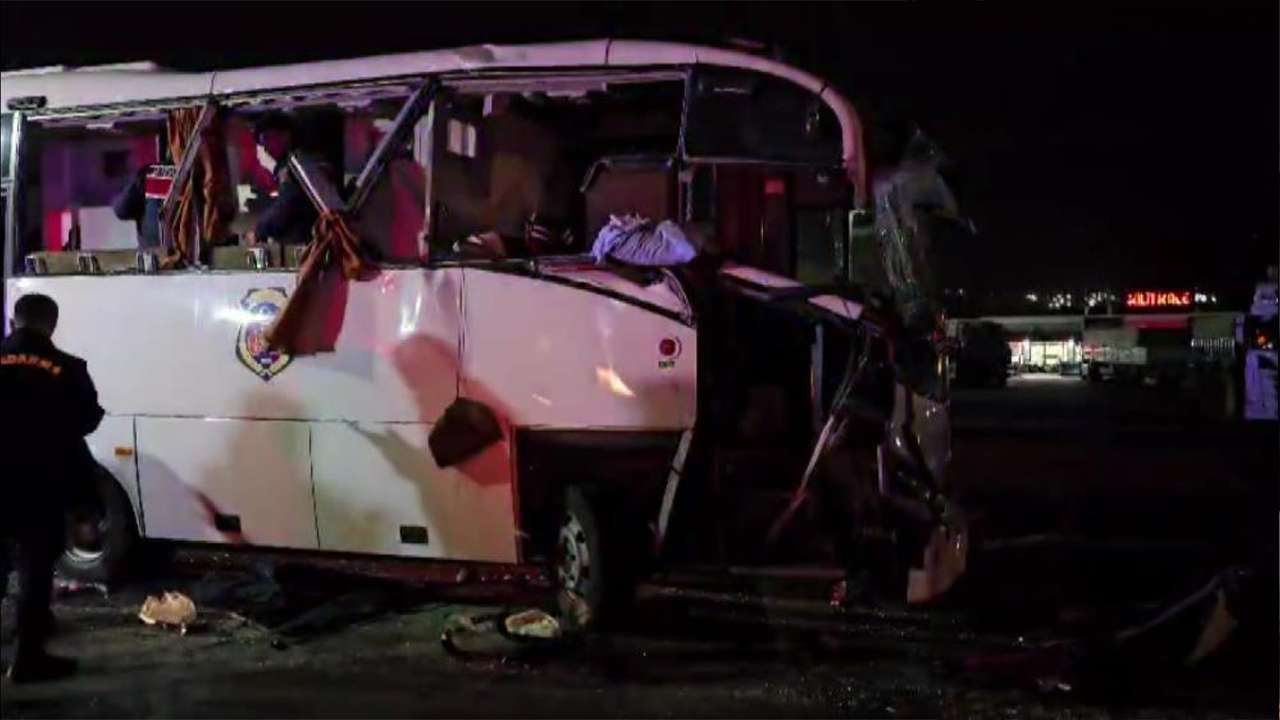 Bölgemizde otobüs kaza yaptı: Çok sayıda yaralı var