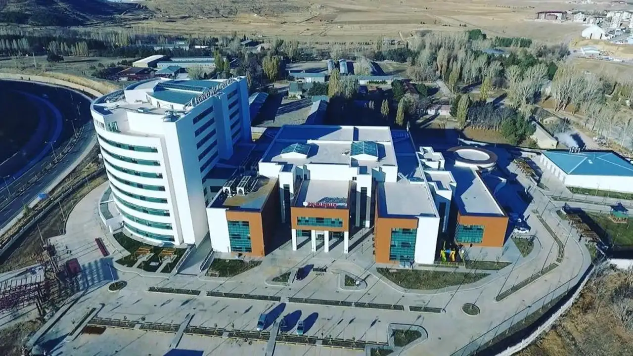 Bayburt Devlet Hastanesi Kasım ayında 42 bin 558 hastayı ağırladı
