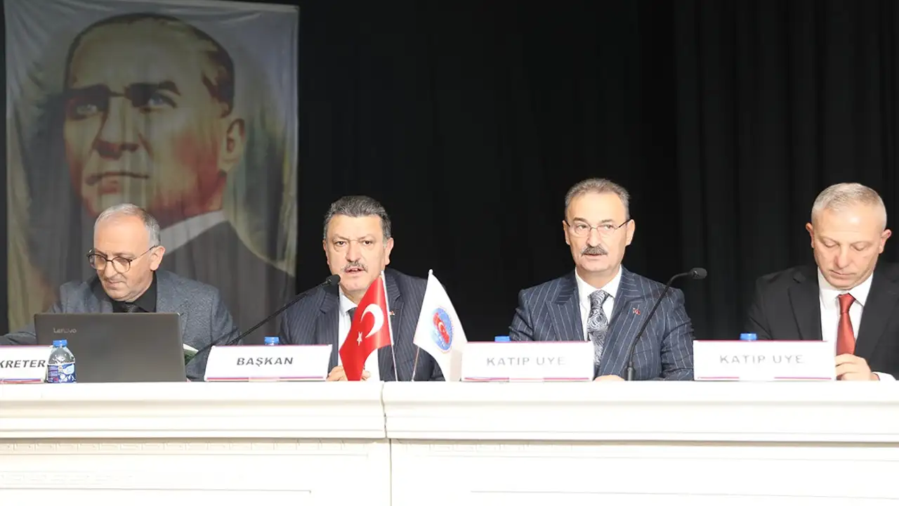 Doğu Karadeniz Belediyeler Birliği Aralık toplantısı Akçaabat’ta yapıldı