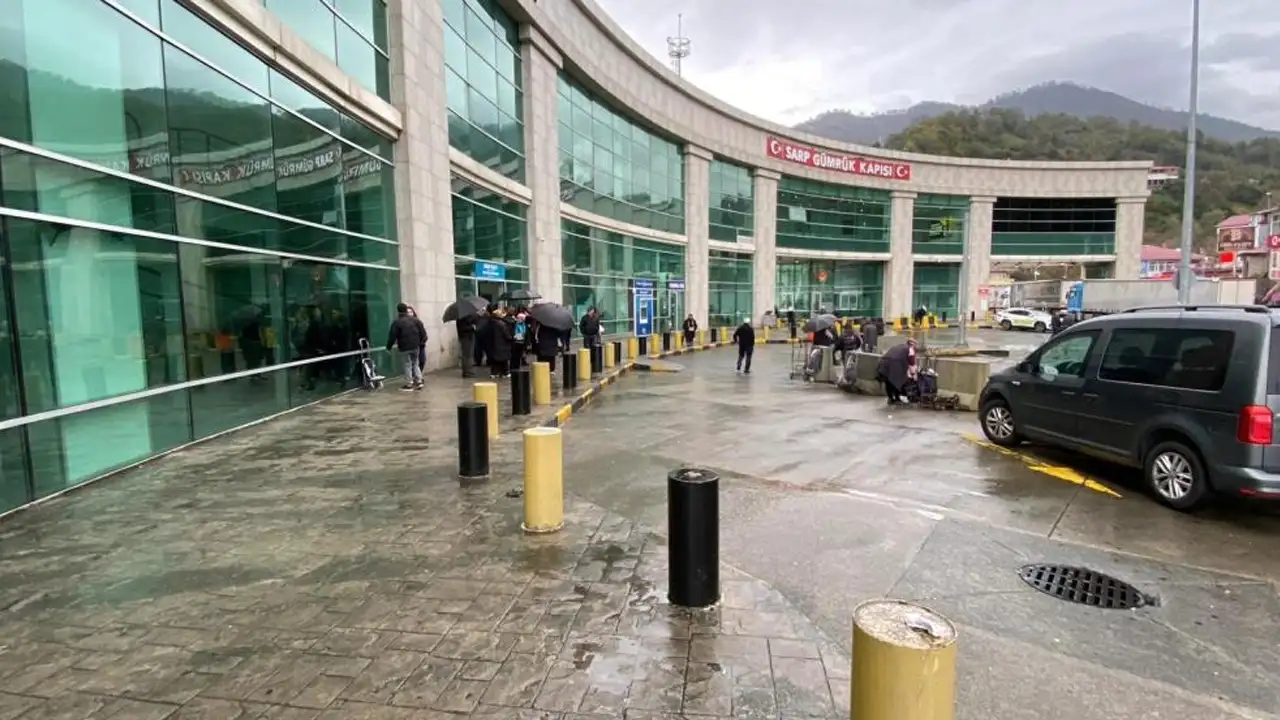 Gürcistan’da Türk vatandaşları için yeni uygulama: Seyahat ve sağlık sigortası artık zorunlu