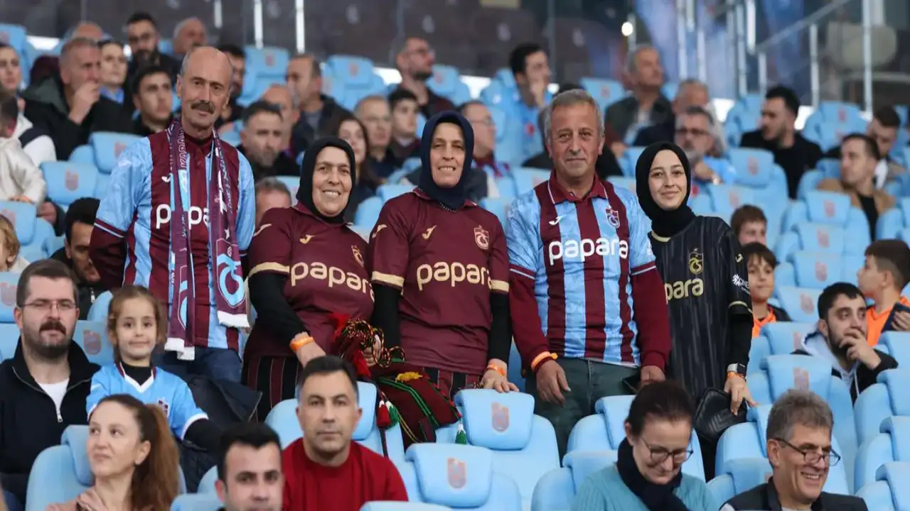 Yayladan stada uzanan tutku: Trabzonspor aşkı Karadenizli kadınları bir araya getiriyor