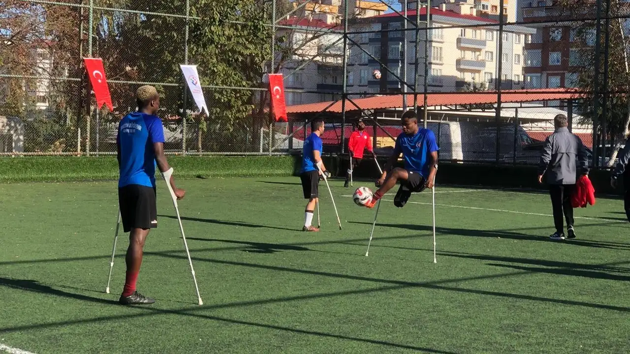 Trabzon’da Dünya Engelliler Günü için farkındalık maçı düzenlendi