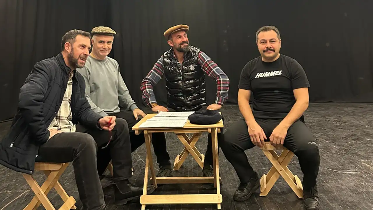 Tiyatro Diagonal yeni sezona “Şoför Nebahat” oyunu ile hazırlanıyor