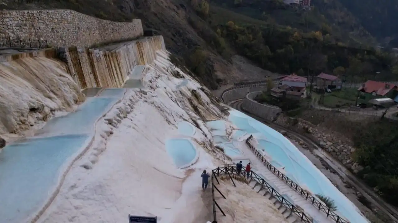 Göksu Travertenleri sezonu kapattı: 3 yılda 1 milyon ziyaretçi ağırladı