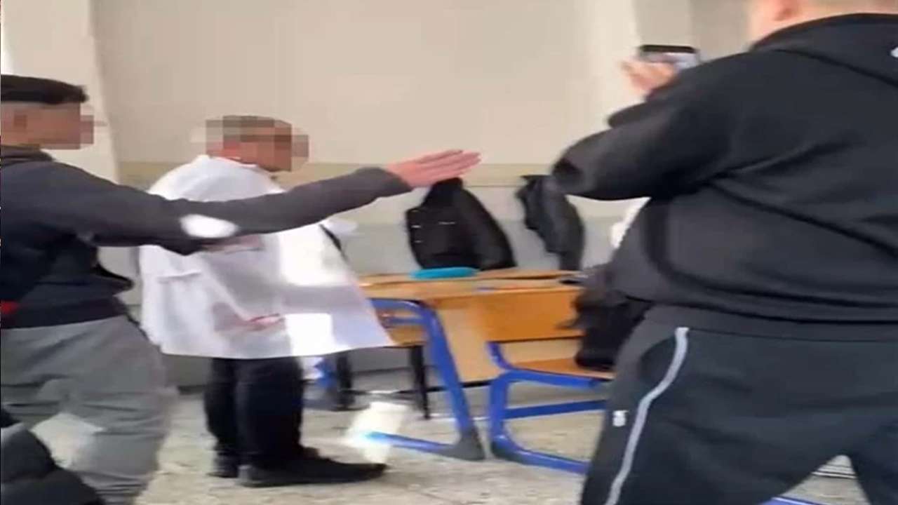 Öğrencilerinin alayına maruz kalan öğretmen açıklama yaptı: “Ceza almalarını istemem”