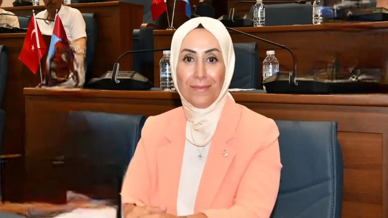 AK Parti Trabzon İl Kadın Kolları Başkanı Ayfer Cihan’dan 5 Aralık mesajı