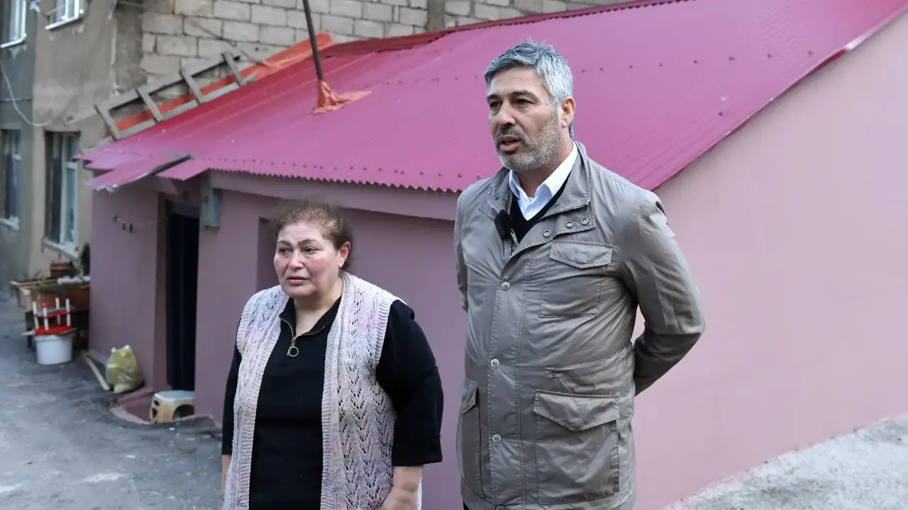 Ortahisar Belediyesi’nden büyük destek: Yaşlı kadının evi onarıldı