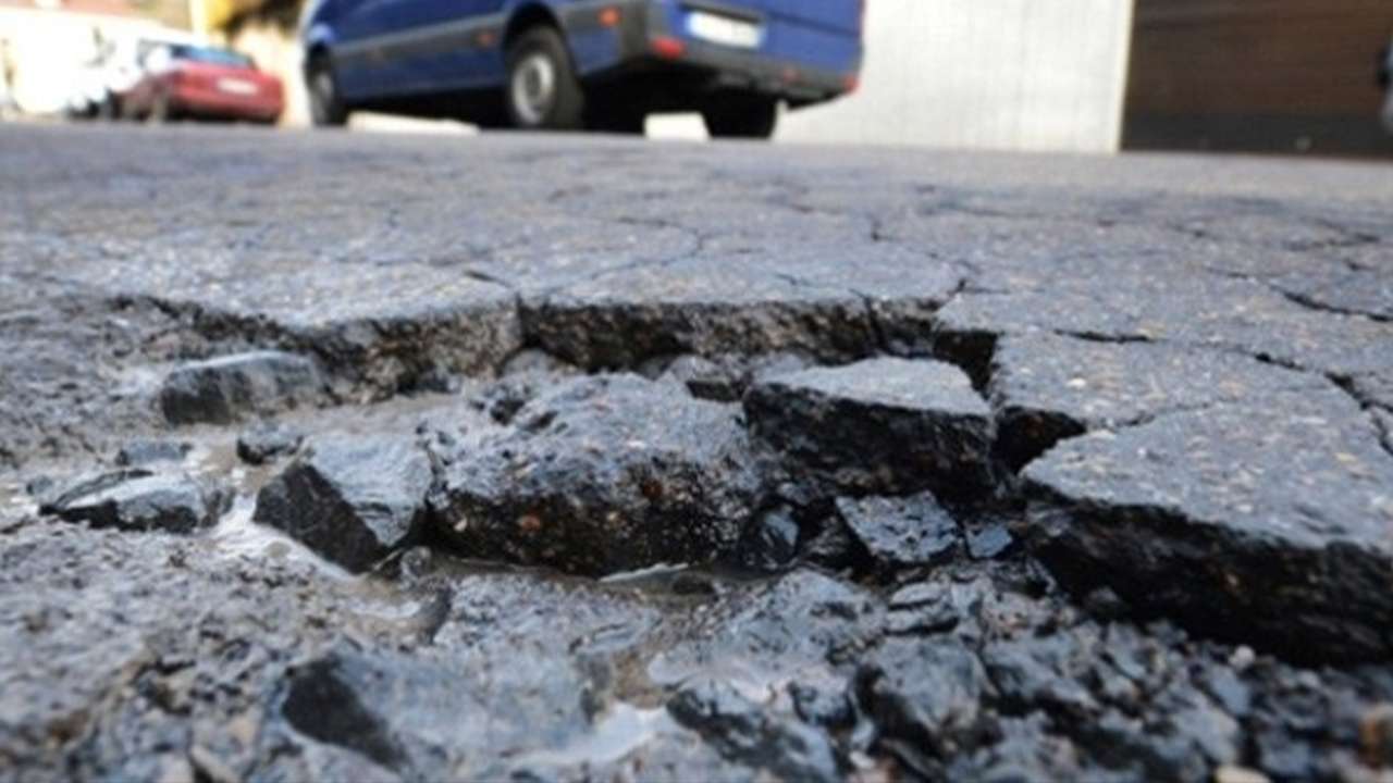 Trabzon'da yollar yeniden şekilleniyor:18 ilçede yol hamlesi başladı