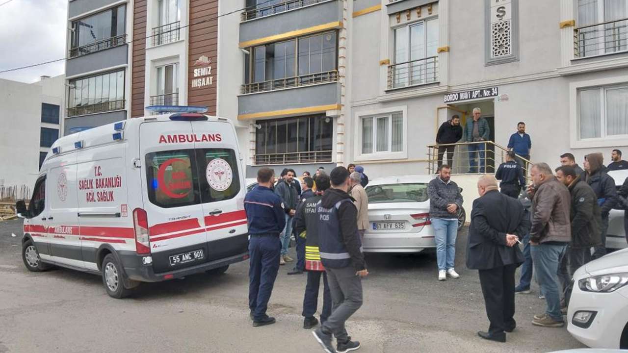 Genç adam evinde asılı bulundu