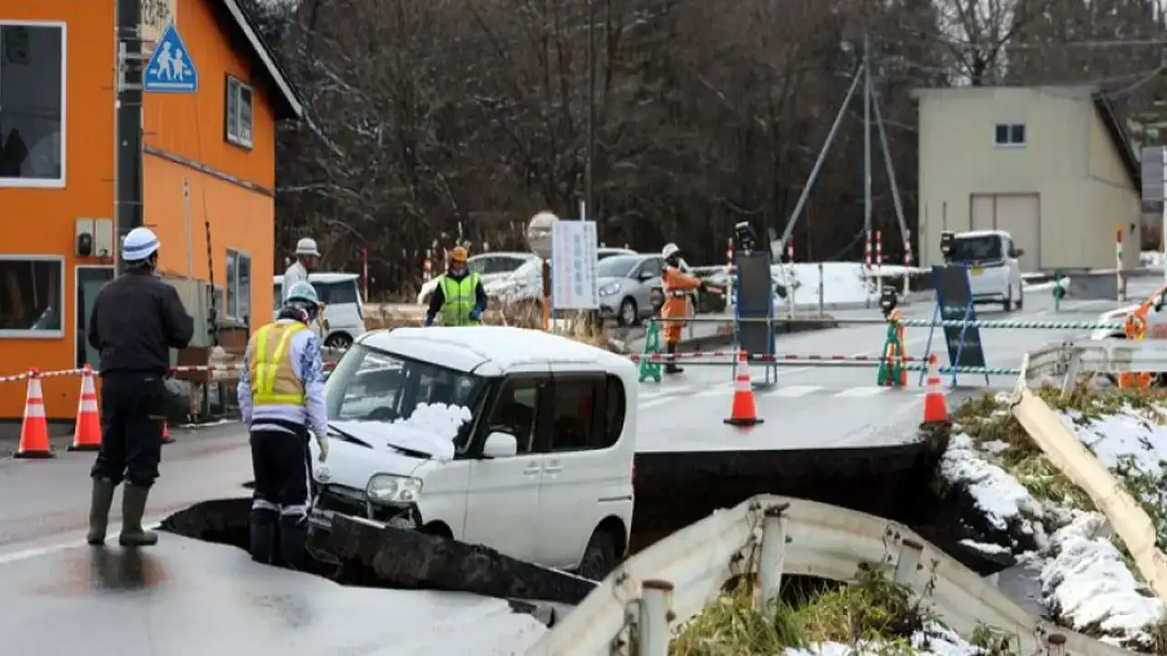 Japonya'da 7.5 büyüklüğünde deprem: 50 Yaralı ve tsunami uyarısı
