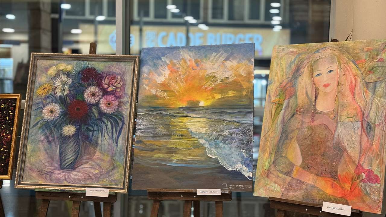 Trabzon’da “dostluk” sergisi: Türk ve Gürcü sanatçılar aynı çatıda buluştu