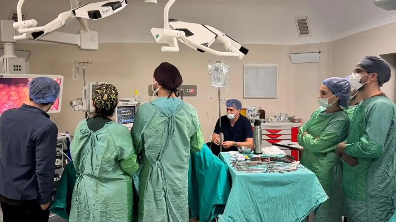 Bayburt Devlet Hastanesi’nde ilk: V-Notes izsiz cerrahi başarıyla uygulandı