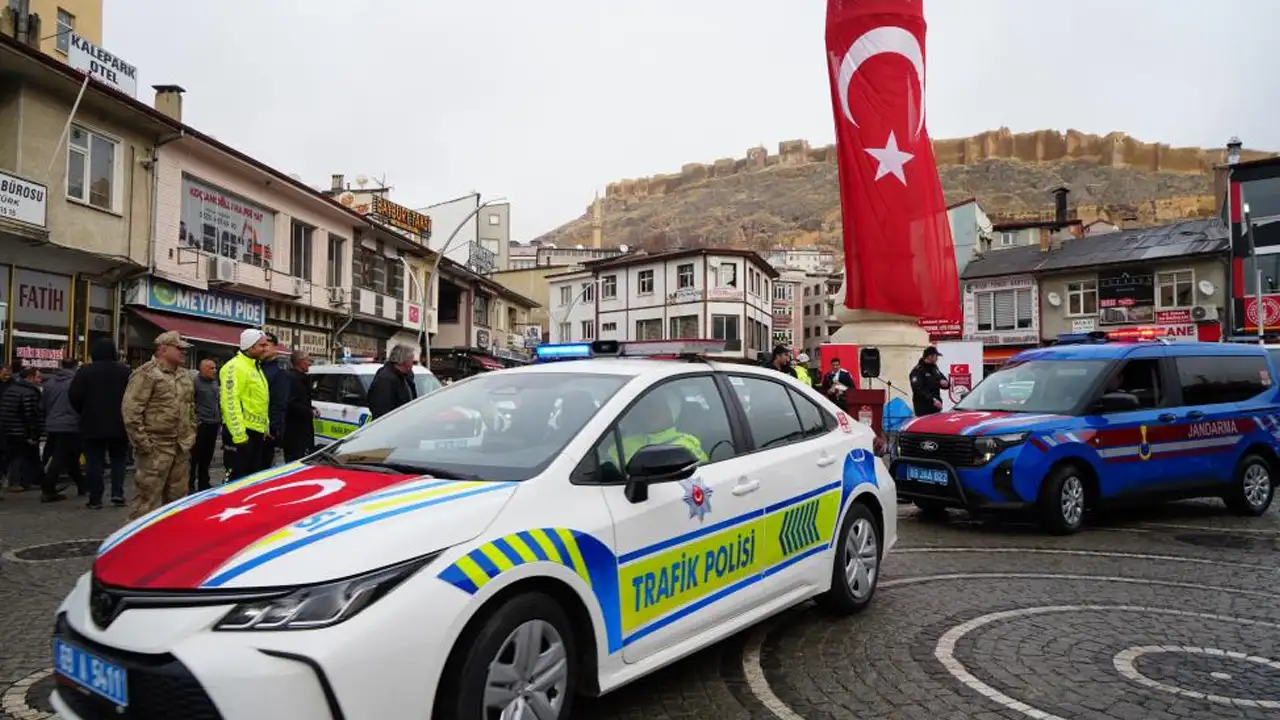 Bayburt’ta güvenlik filosu 34 yeni araçla güçlendi