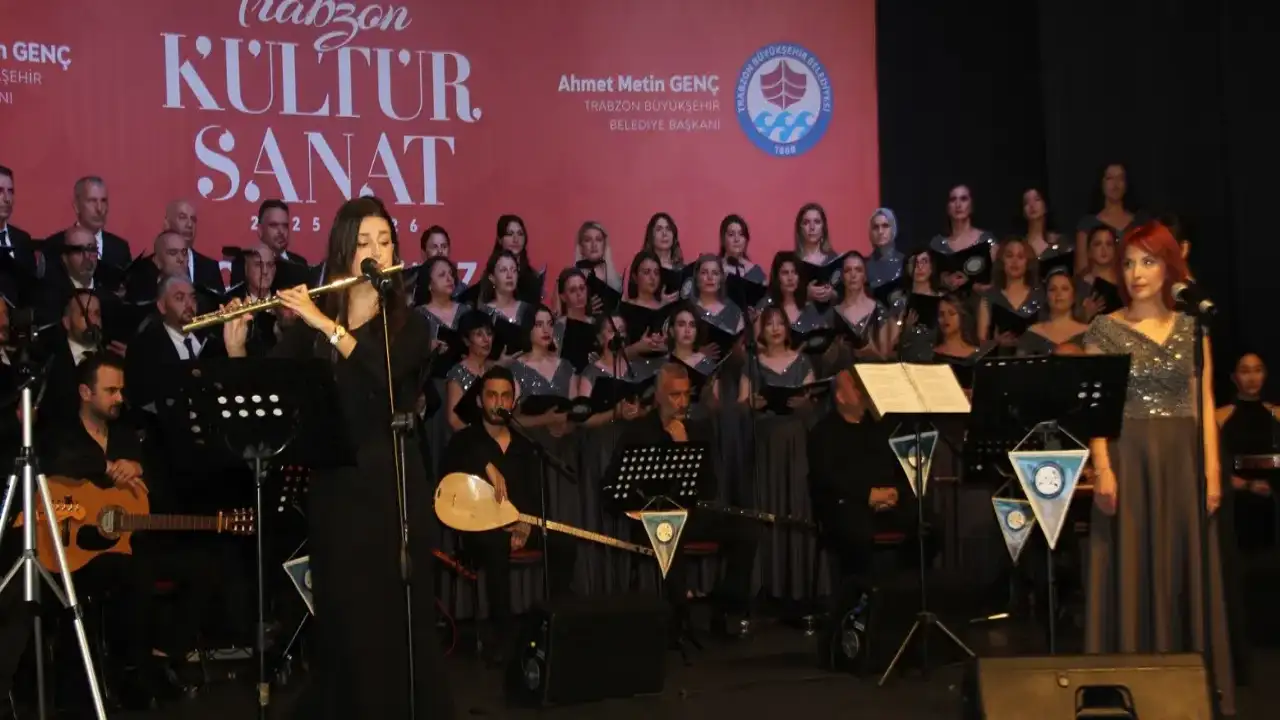 Taka Derneği’nden yağmura rağmen unutulmaz türkü gecesi