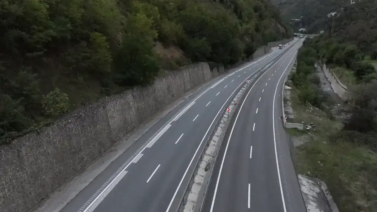 Trabzon-Maçka yolunda çalışma: Sürücülere dikkat uyarısı