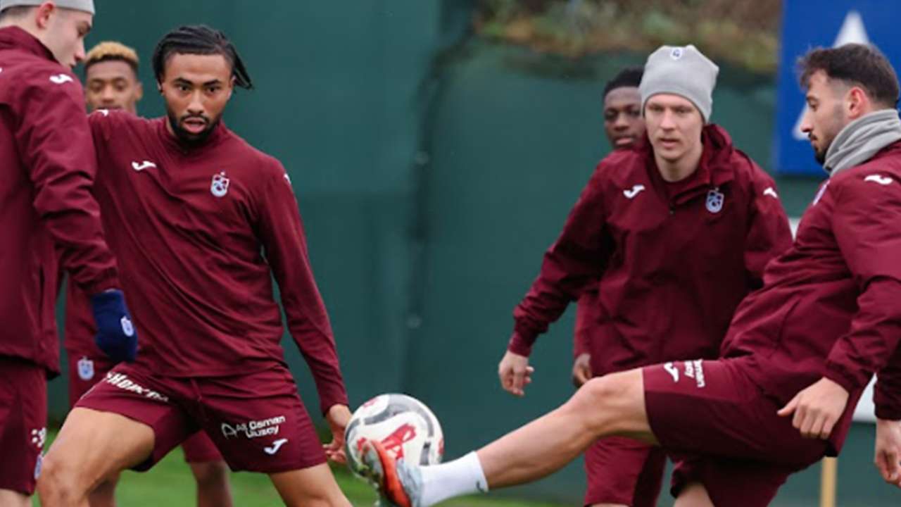 Trabzonspor'da beklenen an geldi: Yıldız isim sahalara dönüyor