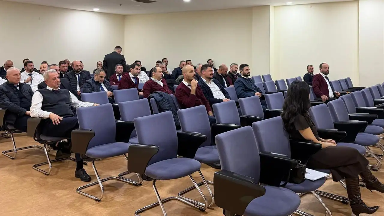 Büyükşehir’den toplu taşıma personeline iletişim ve stres eğitimi verildi