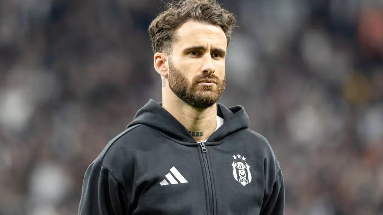 Trabzonspor maçına hazırlanıyordu: Beşiktaş'tan Rafa Silva sürprizi