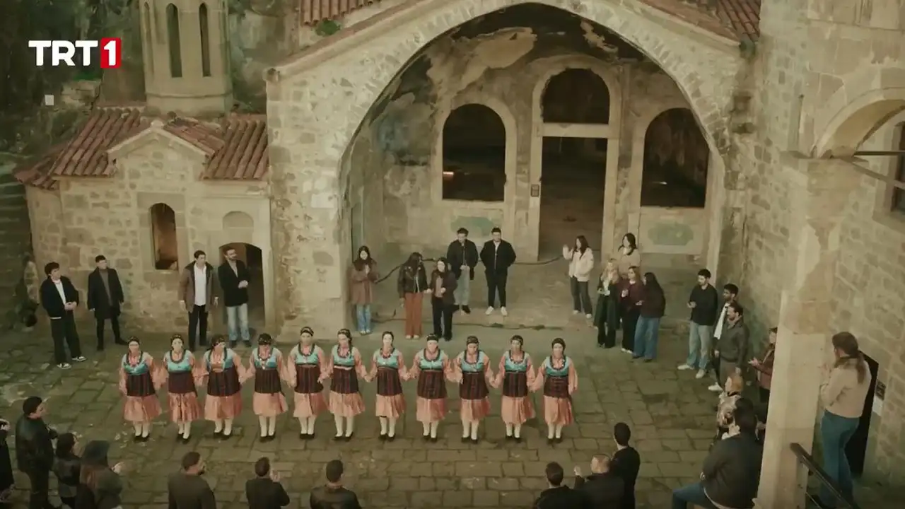 Taşacak Bu Deniz reytinglere kafa attı: Kızlar Manastırı sahnesi çok beğenildi