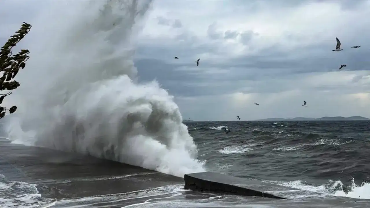 Meteoroloji Trabzon için sarı kod uyarısı yaptı: Soğuk hava ve kuvvetli rüzgar bekleniyor