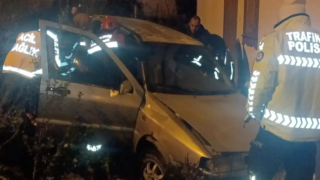 Trabzon'da feci kaza: Araç şarampole yuvarlandı