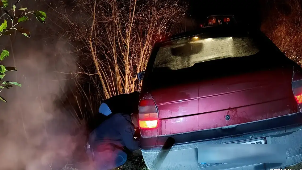 Trabzon'da kaza: Kontrolden çıkan araç yol dışına savruldu