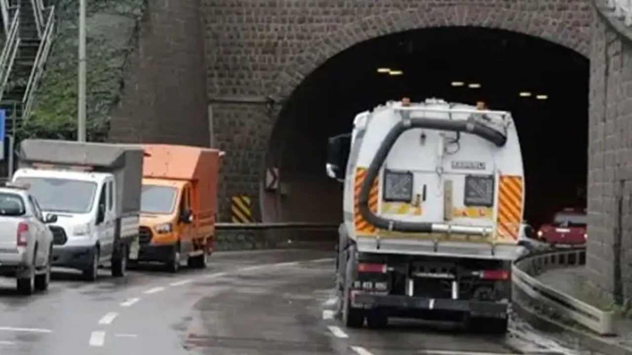 Trabzon'da çömlekçi mevkiini kullanacak sürücülere uyarı: Rize yönü trafiğe kapalı