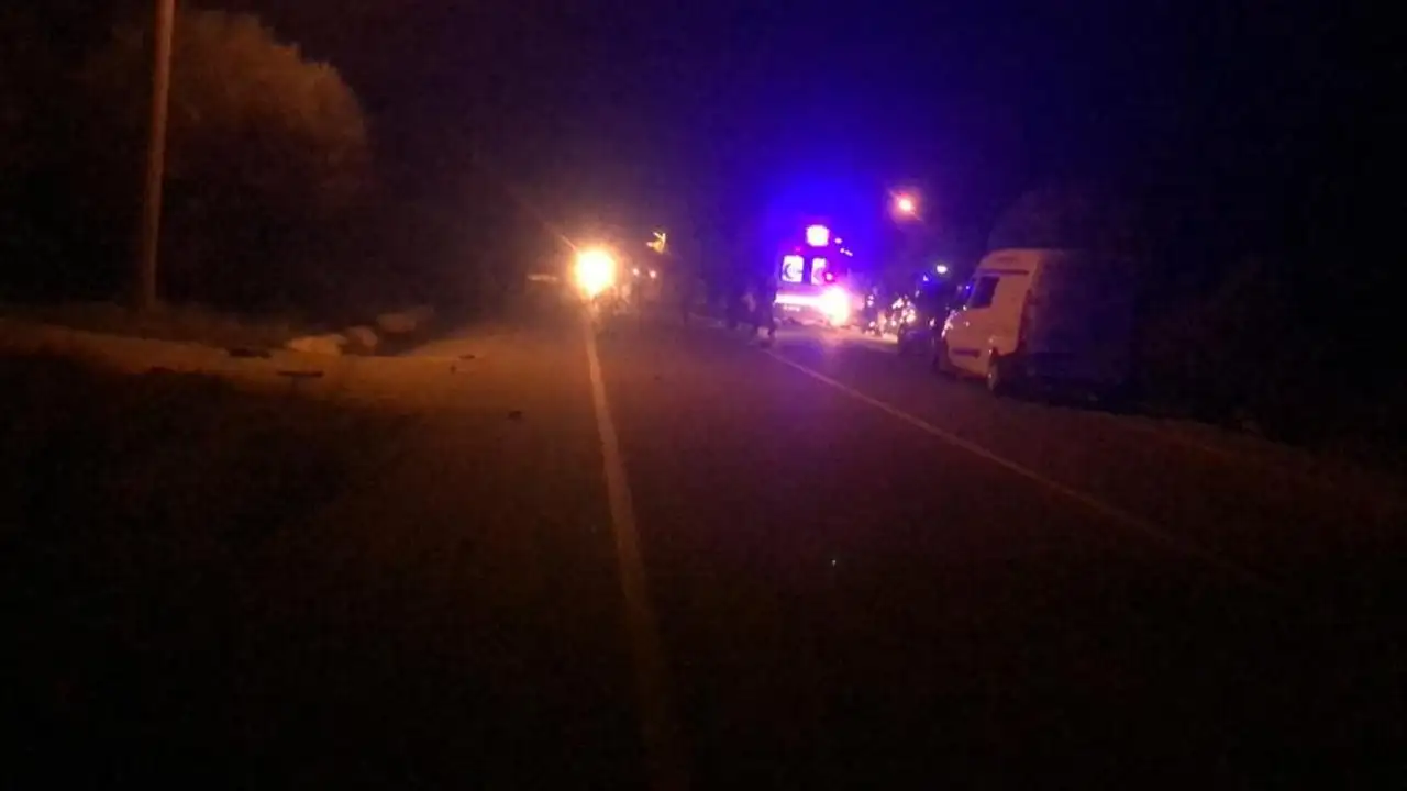 Muğla'da çarpışmanın etkisiyle yola savruldular: 2 ölü